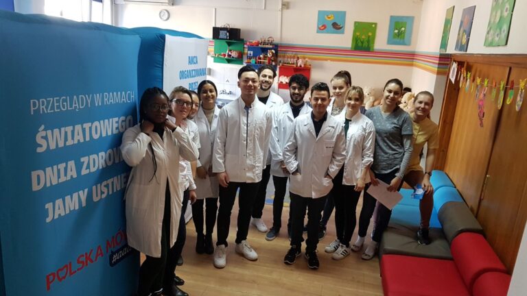 Zdjęcie studentów