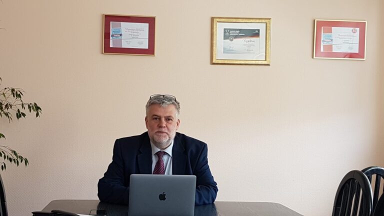 Obrona on-line